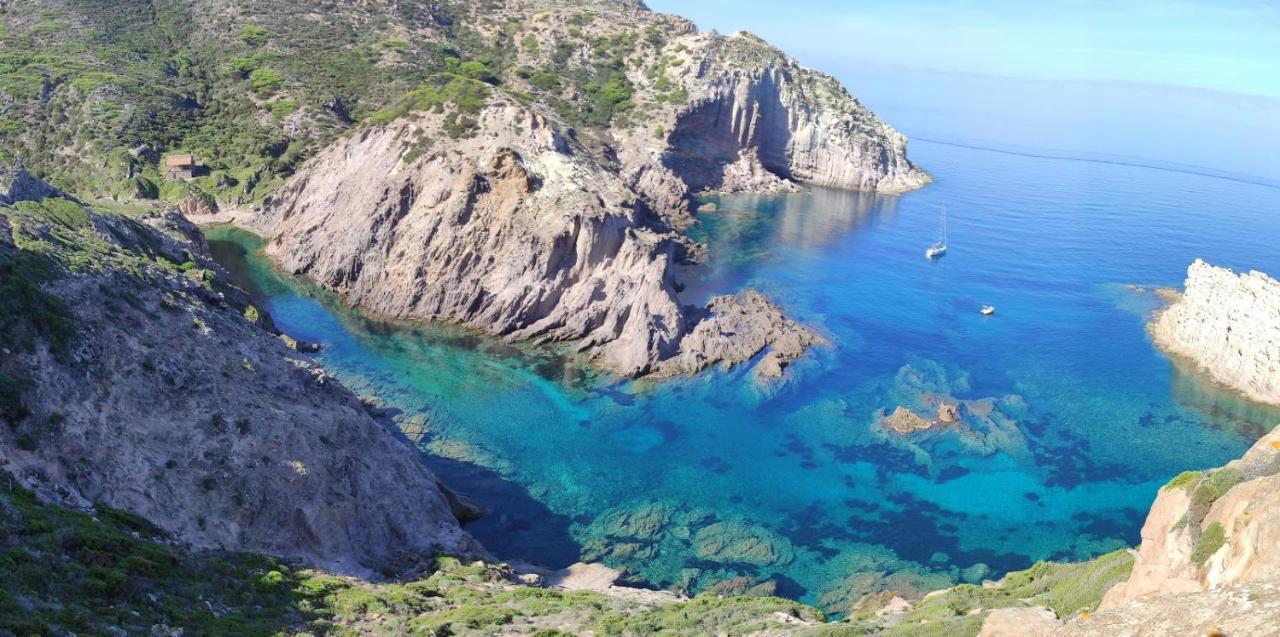 Alba Carloforte (Isola di San Pietro)